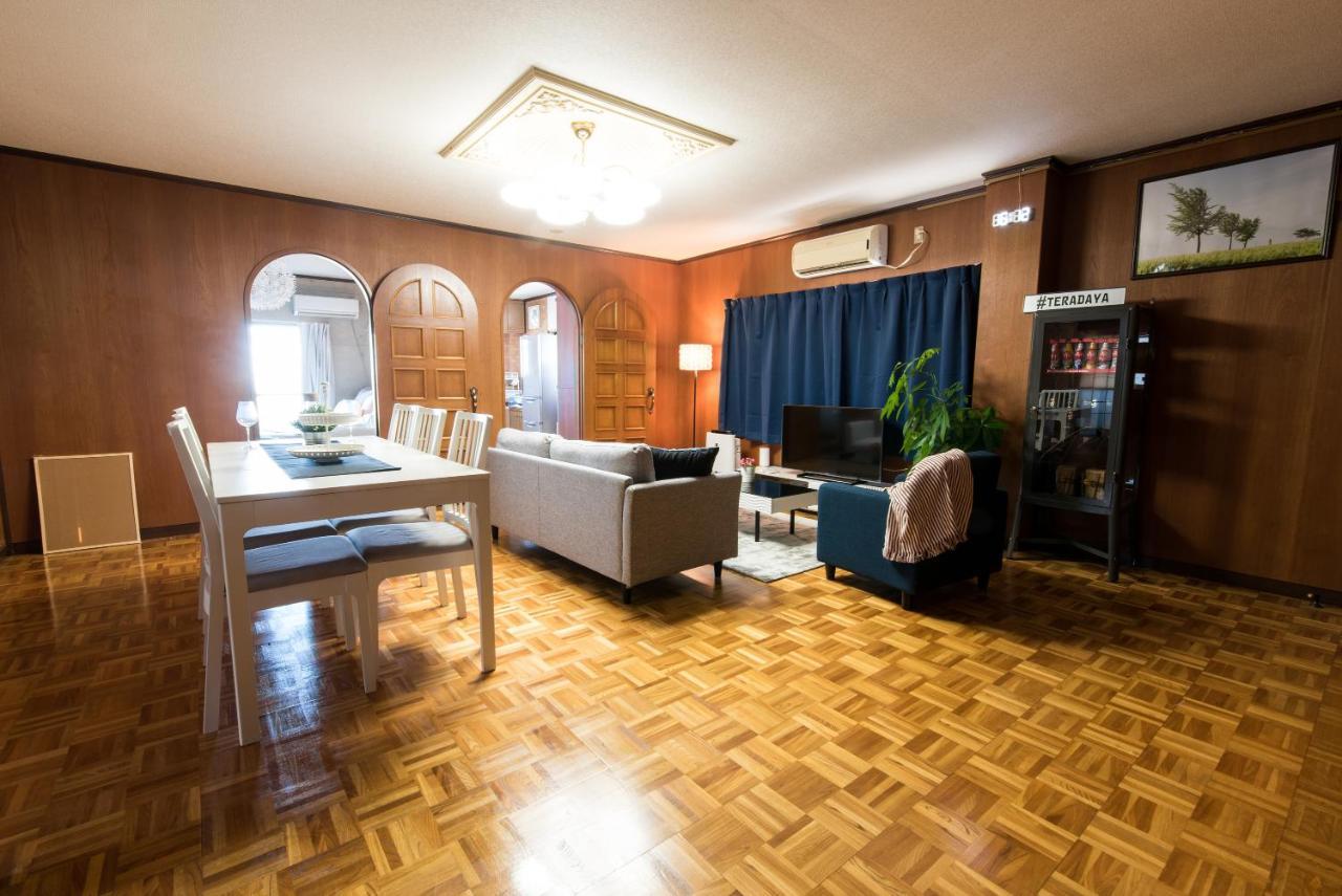 Teradaya Osaka Ryokan 150m2 寺田屋大阪旅館 your own property sweet home in Osaka Eksteriør billede